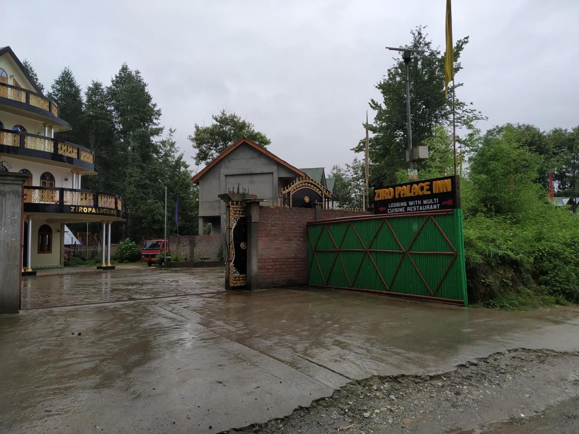 Ziro Palace Inn - A Boutique Hotel Hapoli Exterior photo